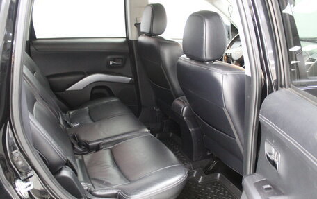 Mitsubishi Outlander III рестайлинг 3, 2010 год, 1 220 000 рублей, 16 фотография