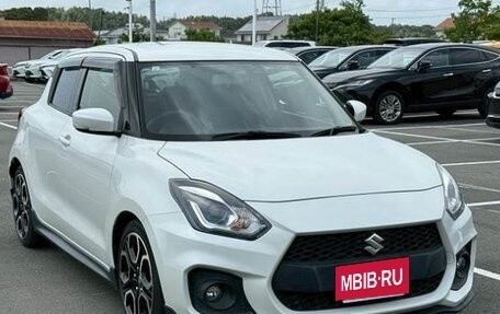 Suzuki Swift V, 2022 год, 1 060 000 рублей, 3 фотография