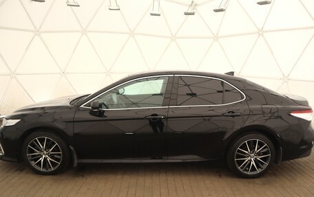 Toyota Camry, 2021 год, 3 050 000 рублей, 6 фотография