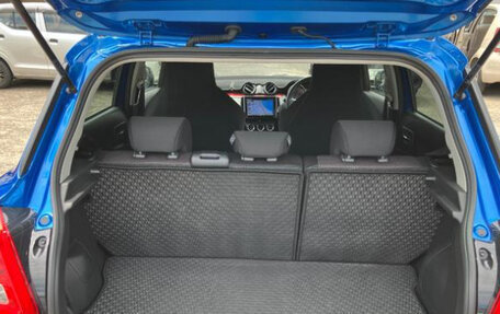 Suzuki Swift V, 2022 год, 1 060 000 рублей, 9 фотография