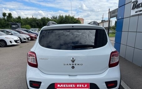Renault Sandero II рестайлинг, 2018 год, 997 000 рублей, 6 фотография