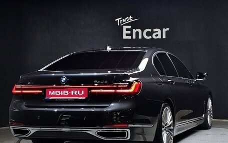 BMW 7 серия, 2021 год, 4 999 000 рублей, 2 фотография