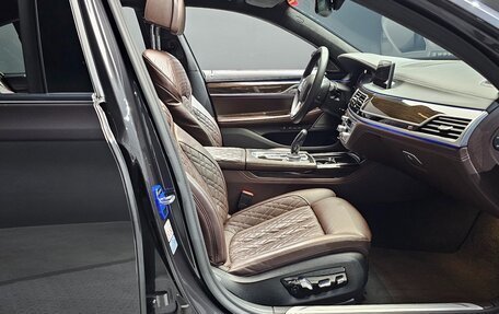 BMW 7 серия, 2021 год, 4 999 000 рублей, 18 фотография