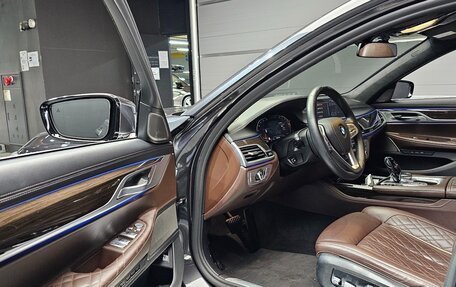 BMW 7 серия, 2021 год, 4 999 000 рублей, 19 фотография