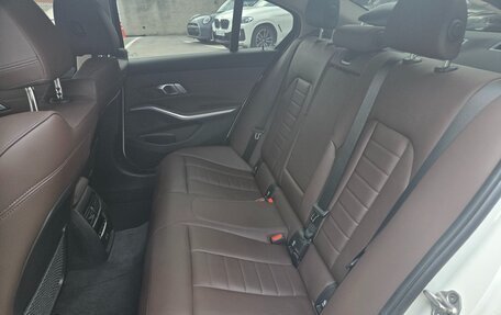 BMW 3 серия, 2022 год, 3 500 000 рублей, 15 фотография