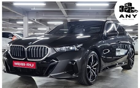 BMW 5 серия, 2024 год, 6 870 000 рублей, 1 фотография