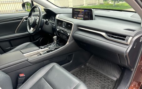 Lexus RX IV рестайлинг, 2018 год, 4 450 000 рублей, 19 фотография