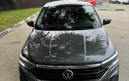 Volkswagen Polo VI (EU Market), 2021 год, 1 600 000 рублей, 2 фотография