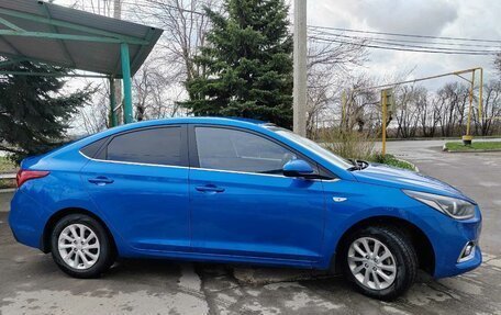 Hyundai Solaris II рестайлинг, 2017 год, 1 600 000 рублей, 6 фотография
