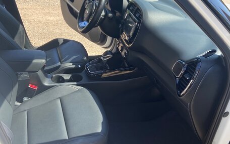 KIA Soul III, 2019 год, 2 000 000 рублей, 9 фотография