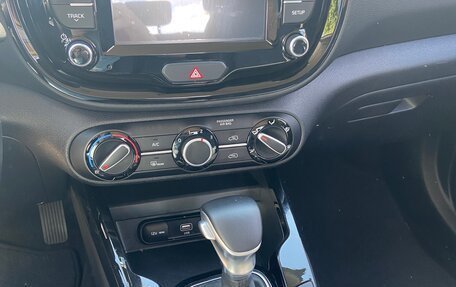 KIA Soul III, 2019 год, 2 000 000 рублей, 10 фотография