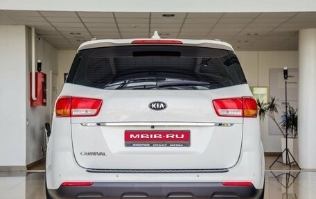 KIA Carnival III, 2019 год, 2 628 000 рублей, 6 фотография
