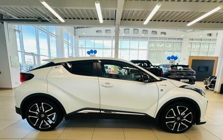 Toyota C-HR I рестайлинг, 2020 год, 2 799 900 рублей, 7 фотография
