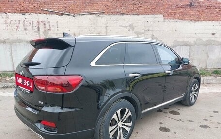 KIA Sorento III Prime рестайлинг, 2018 год, 2 100 000 рублей, 2 фотография