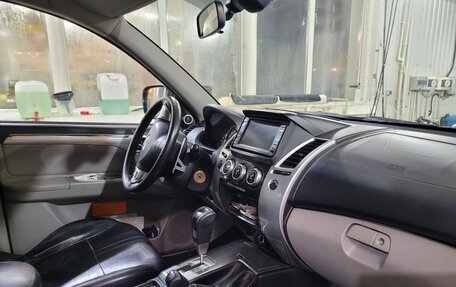 Mitsubishi Pajero Sport II рестайлинг, 2012 год, 1 650 000 рублей, 35 фотография
