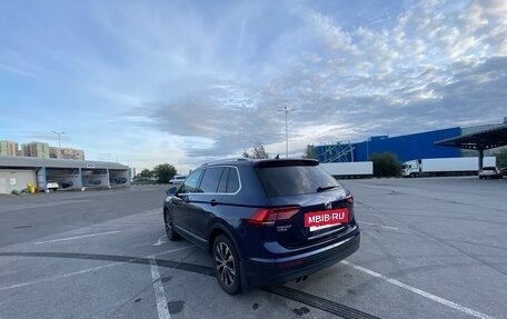 Volkswagen Tiguan II, 2017 год, 1 995 000 рублей, 2 фотография