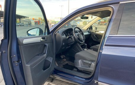 Volkswagen Tiguan II, 2017 год, 1 995 000 рублей, 9 фотография