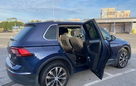 Volkswagen Tiguan II, 2017 год, 1 995 000 рублей, 12 фотография
