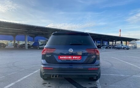 Volkswagen Tiguan II, 2017 год, 1 995 000 рублей, 8 фотография