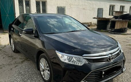Toyota Camry, 2015 год, 2 100 000 рублей, 9 фотография
