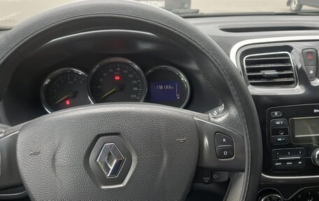 Renault Sandero II рестайлинг, 2017 год, 600 000 рублей, 13 фотография