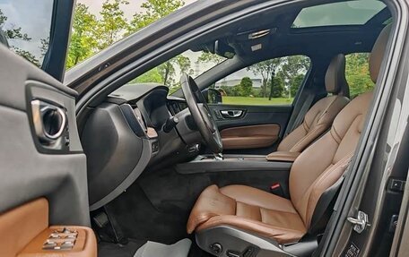 Volvo XC60 II, 2022 год, 2 470 000 рублей, 11 фотография