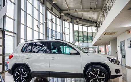 Volkswagen Tiguan I, 2016 год, 1 798 000 рублей, 8 фотография