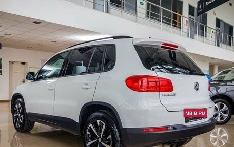 Volkswagen Tiguan I, 2016 год, 1 798 000 рублей, 5 фотография