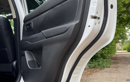 Mitsubishi Outlander III рестайлинг 3, 2018 год, 2 190 000 рублей, 10 фотография