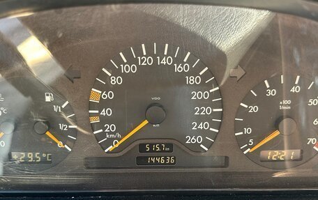 Mercedes-Benz C-Класс, 2000 год, 550 000 рублей, 16 фотография