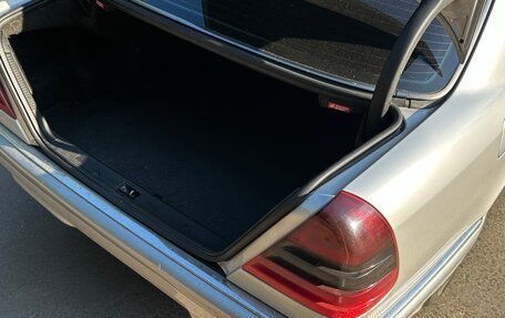 Mercedes-Benz C-Класс, 2000 год, 550 000 рублей, 24 фотография