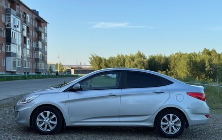 Hyundai Solaris II рестайлинг, 2013 год, 990 000 рублей, 5 фотография