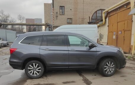 Honda Pilot III рестайлинг, 2020 год, 4 500 000 рублей, 11 фотография
