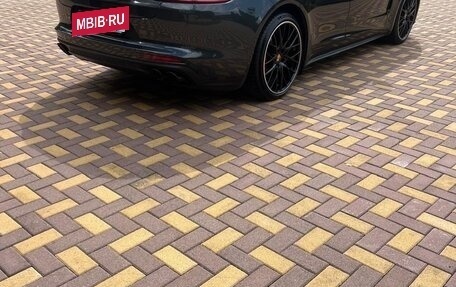 Porsche Panamera II рестайлинг, 2017 год, 8 000 000 рублей, 3 фотография