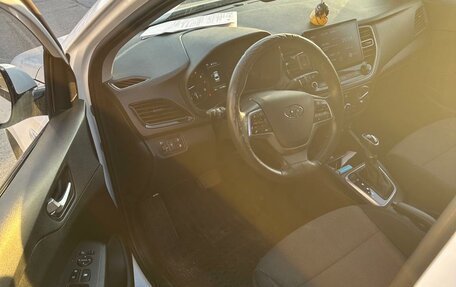 Hyundai Solaris II рестайлинг, 2020 год, 1 423 000 рублей, 5 фотография