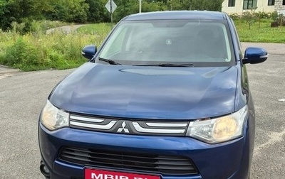 Mitsubishi Outlander III рестайлинг 3, 2013 год, 1 400 000 рублей, 1 фотография