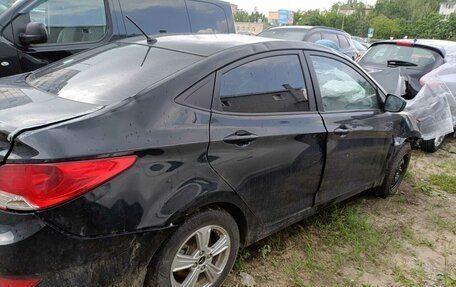 Hyundai Solaris II рестайлинг, 2011 год, 165 000 рублей, 2 фотография