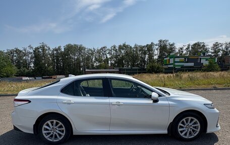 Toyota Camry, 2022 год, 3 250 000 рублей, 4 фотография