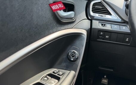Hyundai Santa Fe III рестайлинг, 2015 год, 1 920 000 рублей, 20 фотография