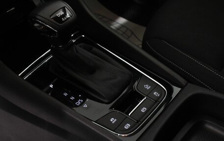 Skoda Karoq I, 2021 год, 2 300 000 рублей, 18 фотография