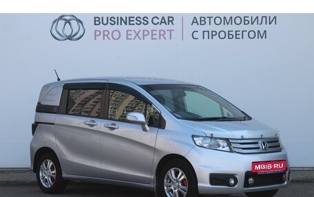 Honda Freed I, 2012 год, 930 000 рублей, 3 фотография