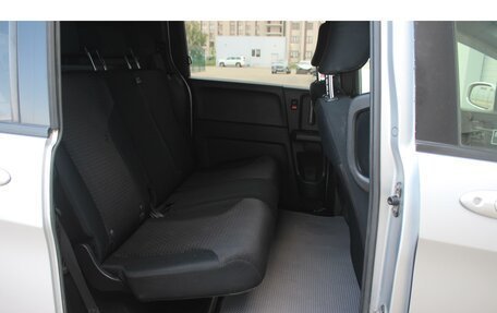 Honda Freed I, 2012 год, 930 000 рублей, 16 фотография