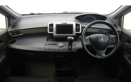 Honda Freed I, 2012 год, 930 000 рублей, 17 фотография