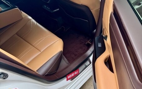 Lexus ES VII, 2018 год, 3 400 000 рублей, 25 фотография