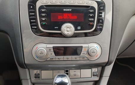 Ford Focus II рестайлинг, 2010 год, 670 000 рублей, 14 фотография