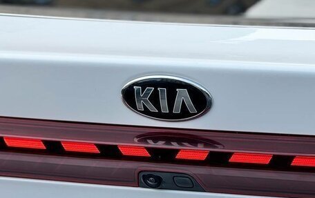 KIA K5, 2020 год, 2 300 000 рублей, 10 фотография