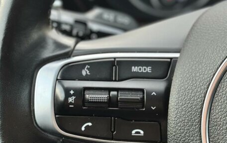 KIA K5, 2020 год, 2 300 000 рублей, 22 фотография