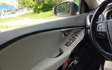Volvo V40 Cross Country I, 2013 год, 1 500 000 рублей, 7 фотография