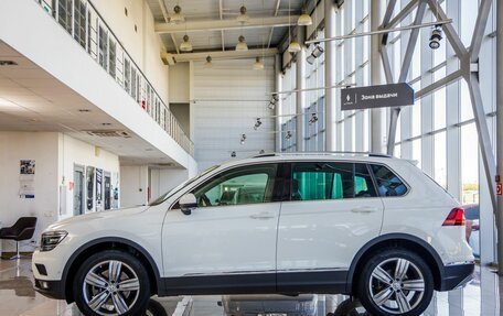 Volkswagen Tiguan II, 2018 год, 2 948 000 рублей, 6 фотография