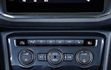 Volkswagen Tiguan II, 2018 год, 2 948 000 рублей, 32 фотография